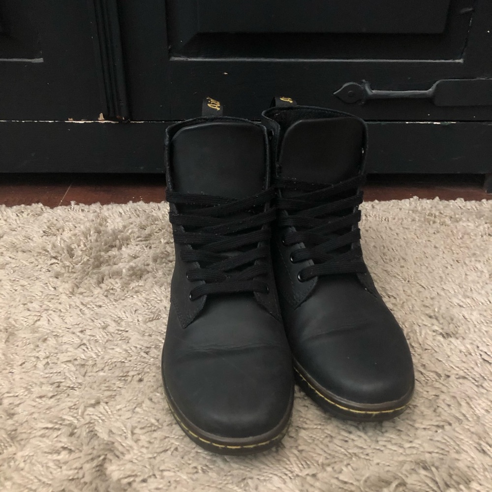 Dr. Martens Tobias Men’s Leather Casual Boots